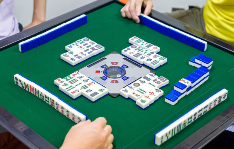 Mahjong se stal inspirací pro moderní karetní hry.