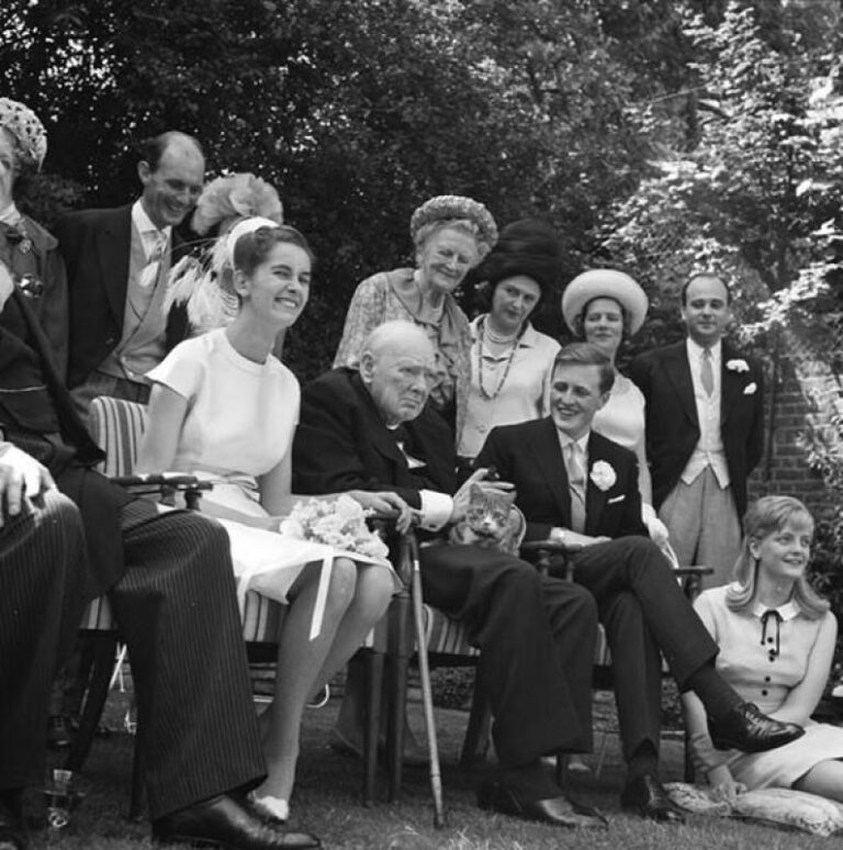 Svůj volný čas rád trávil s rodinou na venkovském sídle Chartwell, kde hledal útočiště i v těžkých obdobích.