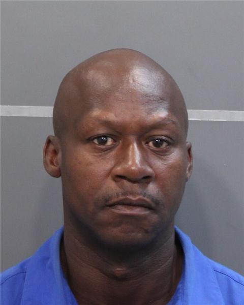 Portrét Glenna Taylora, za kterého se pokusil Burnum vydávat. I zdánlivě prosté plány se mohou zhroutit kvůli detailům, jako je rasový rozdíl.