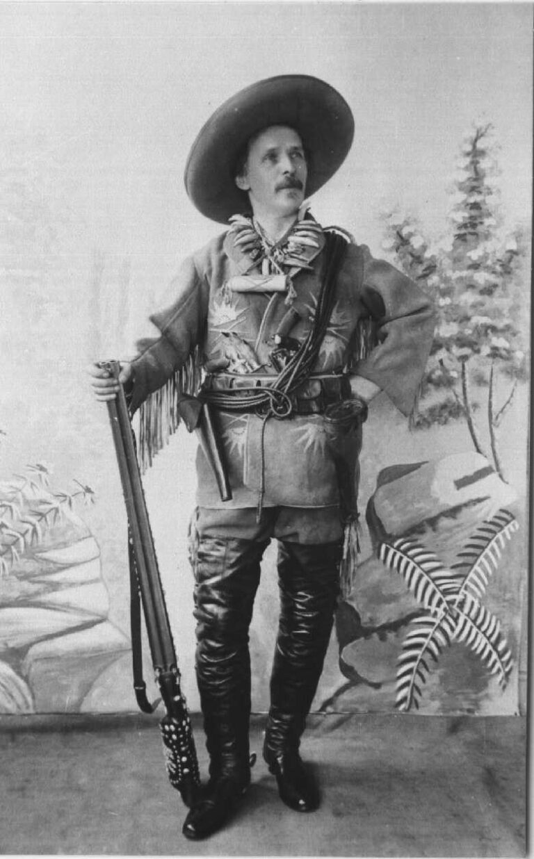 Karel May se rád prezentoval jako hrdina svých knih Old Shatterhand.