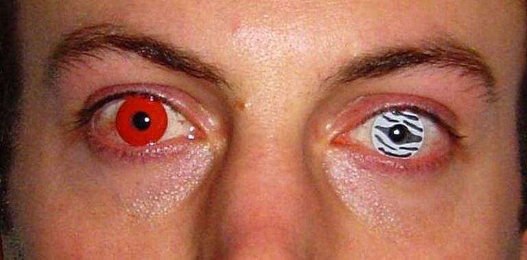 Dnes už kontaktní čočka může být i extravagantním módním doplňkem.