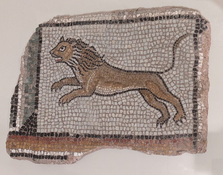 Lvy najdeme na mnoha antických mozaikách.