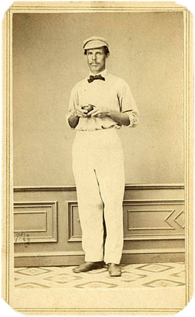 Kšiltovky dá světu baseballový, i když tu, kterou má Harry Wright kolem roku 1863 ještě nevypadá jako ty dnešní.