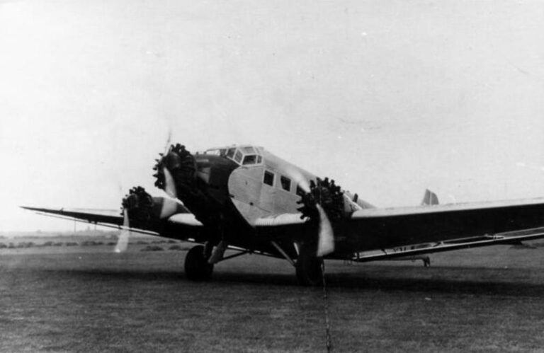 Junkers Ju-52. Tímto typem letadla cestoval Adolf Hitler v rámci svých předvolebních kampaní.