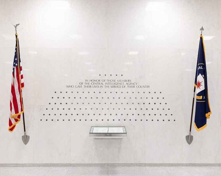 Za dobu existence CIA přišla americká tajná služba o desítky agentů.