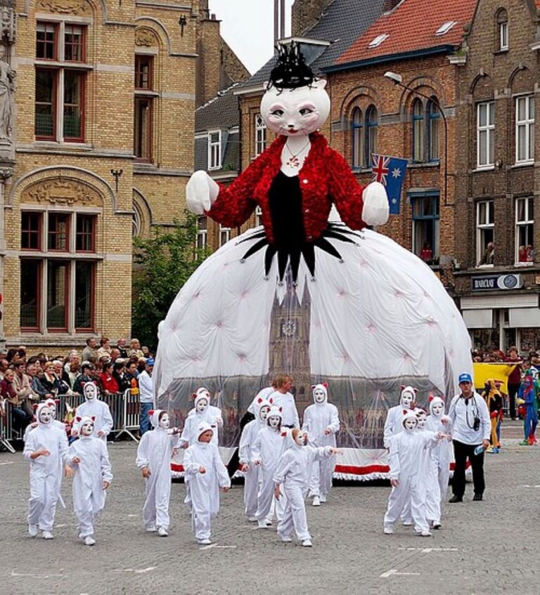 Kočky rozdovádí belgické Ypres. Foto: User cirdub at flickr.com/ Creative Commons/CC BY-SA 3.0