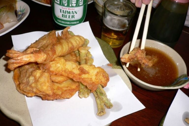 Inspirací pro zrod instantních nudlí se stala tempura, japonské jídlo z kousků ryb a zeleniny nebo ovoce osmaženého na pánvi v těstíčku. Foto: Opponent/Creative Commons/CC BY-SA 2.0