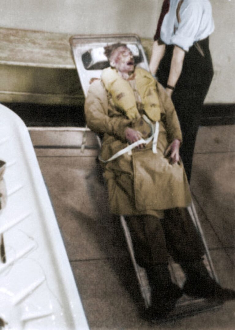 Tělo pětatřicetiletého Glyndwre Michaela, které se proměnilo ve fiktivního majora Williama Martina z královské námořní pěchoty. Foto: Cassowary Colorizations/Creative Commons/CC BY-SA 2.0