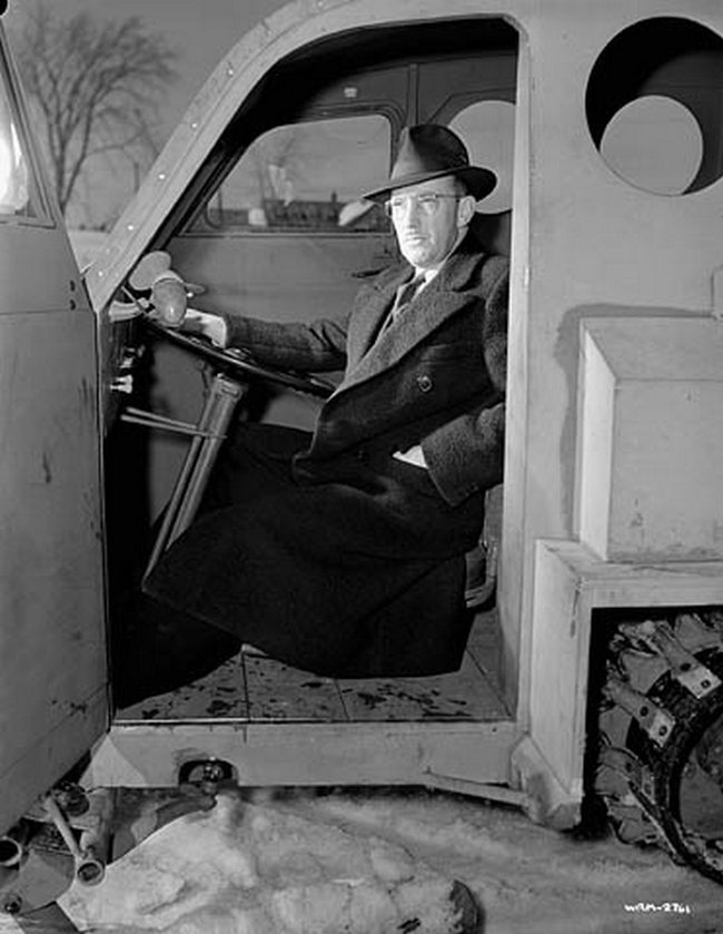 Joseph-Armand Bombardier toho v životě vymyslí hodně, ale rolba zůstává tím nejslavnějším.