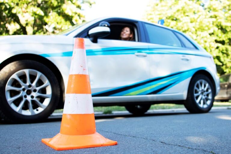 Automobilisté ho nemají zrovna v lásce. Foto: Magnific