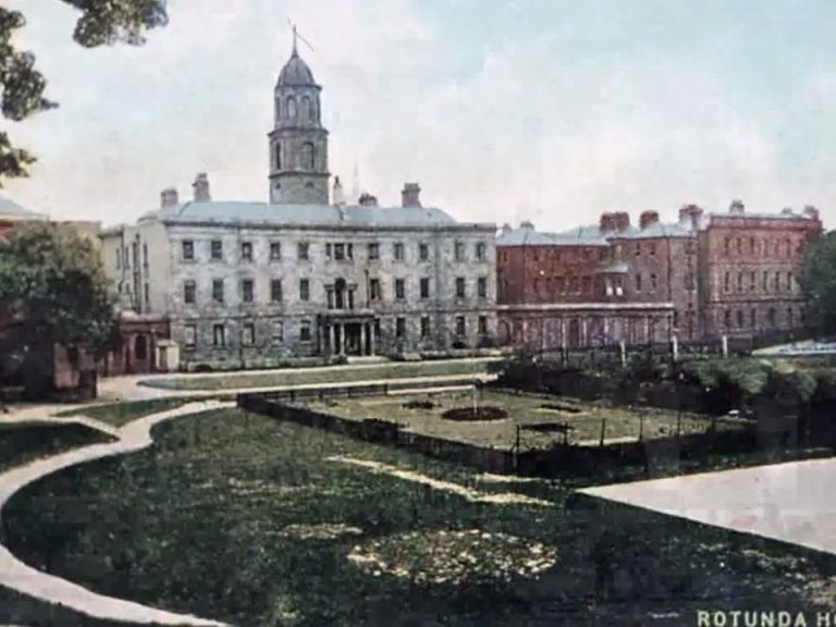 Rotunda Hospital v Dublinu, kde Mary Sutton zemřela.