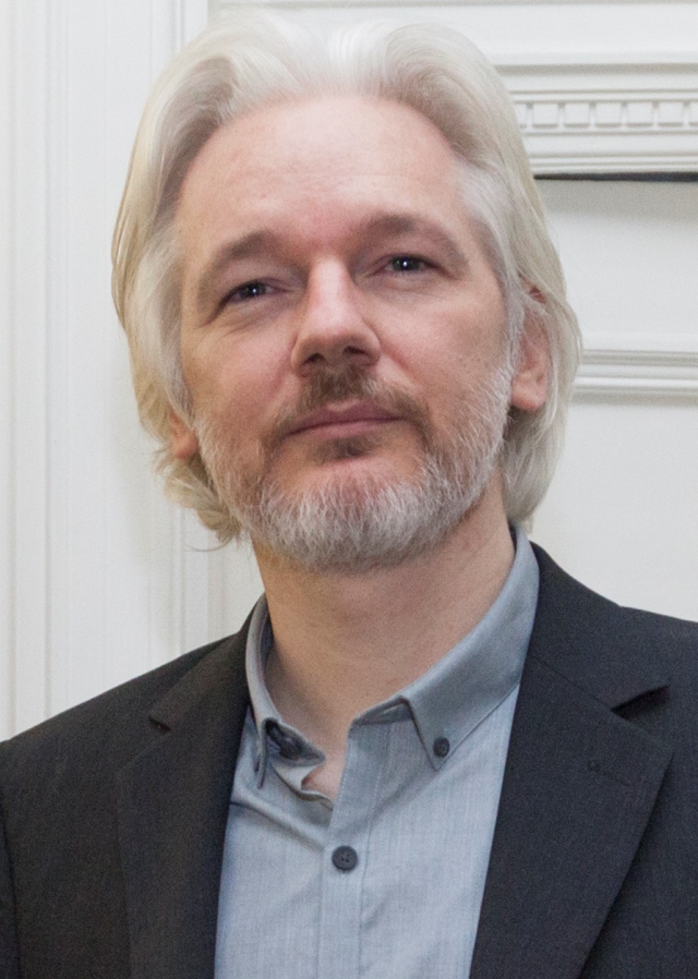 Pro americkou vládu představuje Assange nebezpečí.