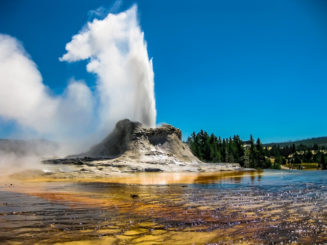 V Yellowstone parku se nachází také supervulkán.