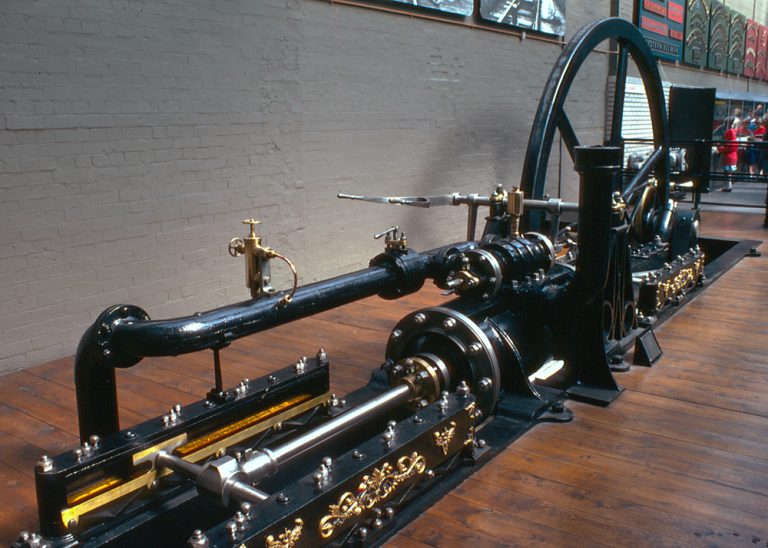 Expozice parního stroje, National Railway Museum, York, Anglie.