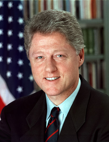 Bill Clinton ví o skandálech svoje.