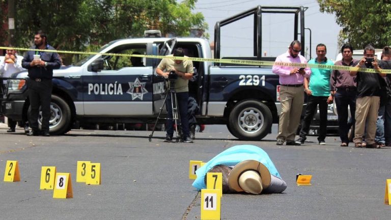 Žurnalista Javier Valdez byl zastřelen v pravé poledne.