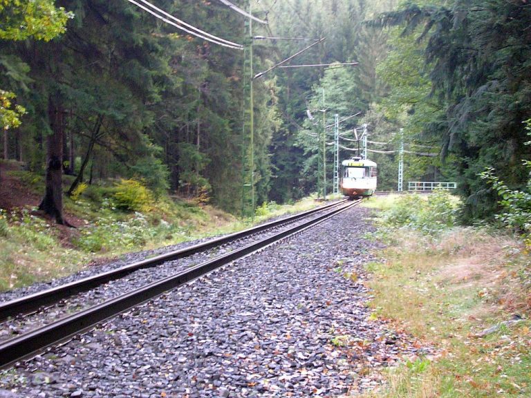 Trať spojující Liberec a Jablonec.