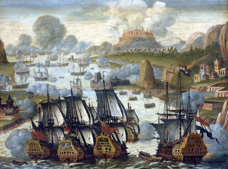 Bitva skončila obrovským úspěchem Britů a Holanďanů: celé francouzské doprovodné loďstvo admirála Françoise Louise de Rousselet Châteaurenaulta, společně se španělskými galeonami a transportními loděmi Manuela de Velasca, bylo zničeno nebo zajato.