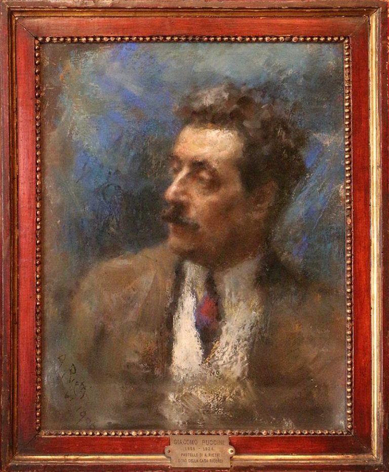 Giacomo Puccini je na své premiéře svědkem přísných bezpečnostních opatření.