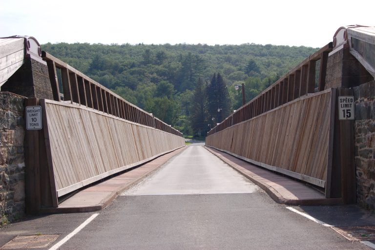 Delaware Aqueduct slouží i jako most