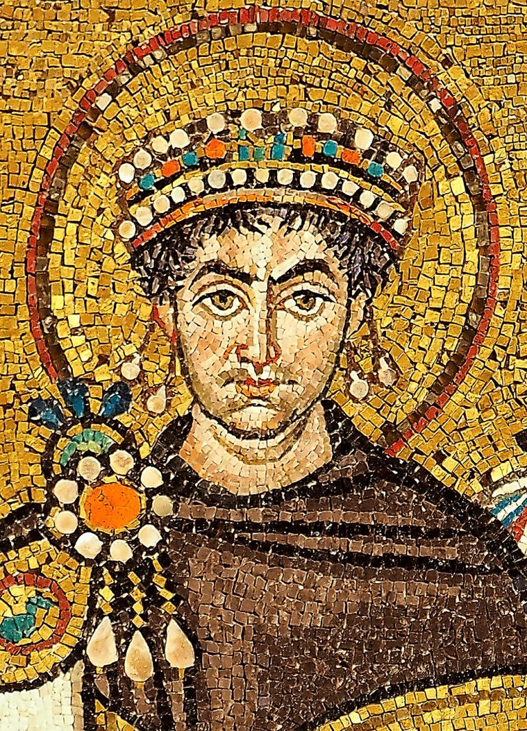 Císař Justinián I. neprojeví s poddanými příliš soucitu.