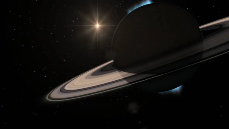 Od Saturnu se Slunce již jeví jako ne příliš velké těleso.