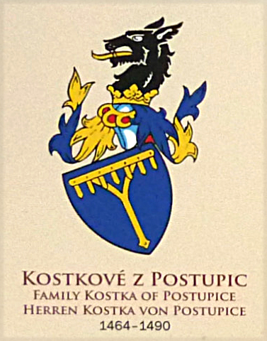 Erb z českého rodu Kostků z Postrupic. Jejich významný člen Albrecht Kostka se odvážně postaví do čela delegace.