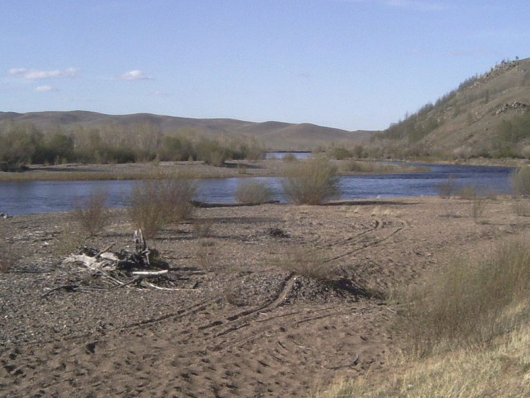 Oblast řeky Ogon gol, která byla Temüdžinovým rodištěm.