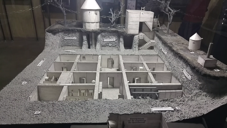 Model bunkru v berlínském muzeu.