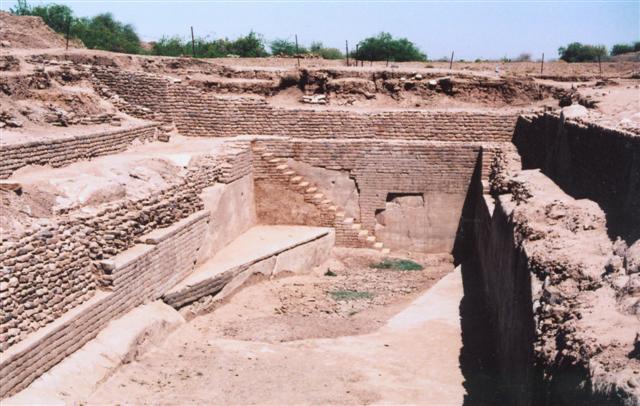 Ve starověké Indii se v palácích už budovaly složité systémy pro splachování.