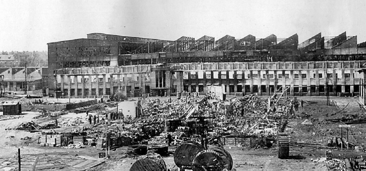Škodovy závody se po skončení 2. světové války stanou rozbombardovanou ruinou a její majitelé prchají.