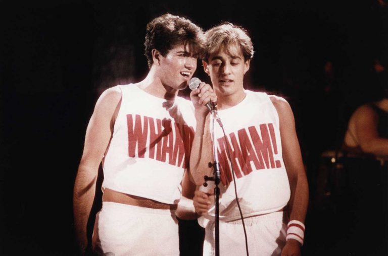 Do povědomí posluchačů se dostává díky kapele Wham! Ta se však roku 1986 rozpadá.
