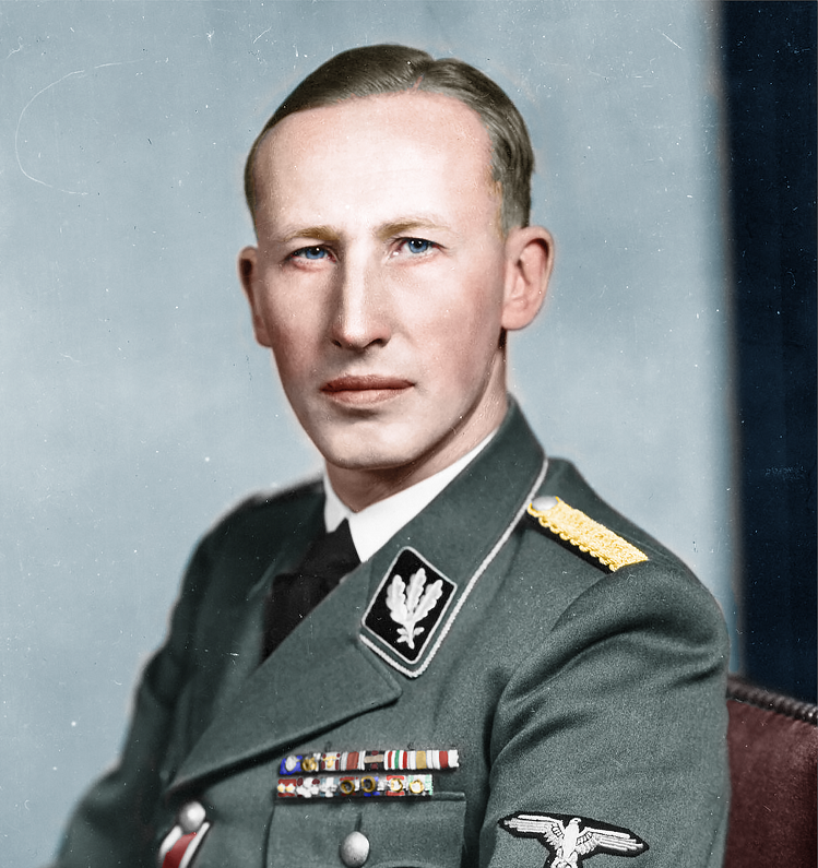 Po atentátu na říšského protektora Reinharda Heydricha začíná tlak na historika povážlivě sílit.