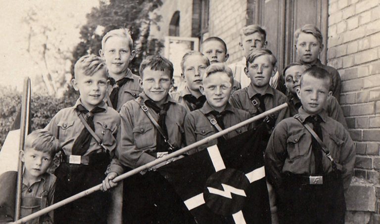 První nacistická mládežnická organizace vycházela z původního skautingu.