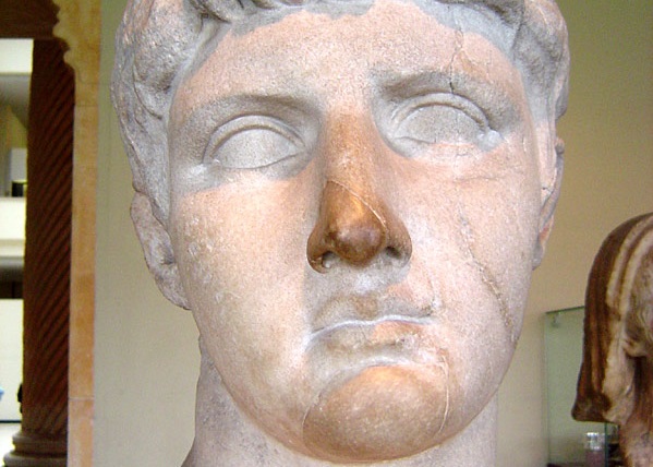 Nevlastní syn císaře Augusta generál Drusus.