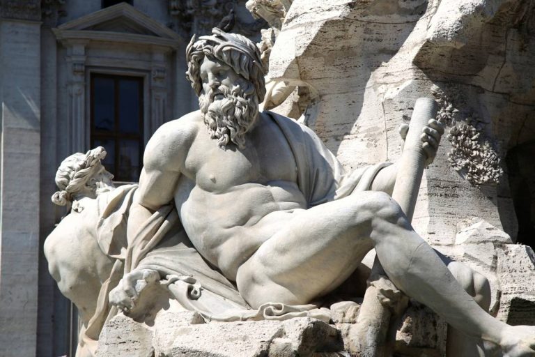Jeho sochy najdete hlavně v Řecku a Itálii, ale také ve většině evropských metropolí.