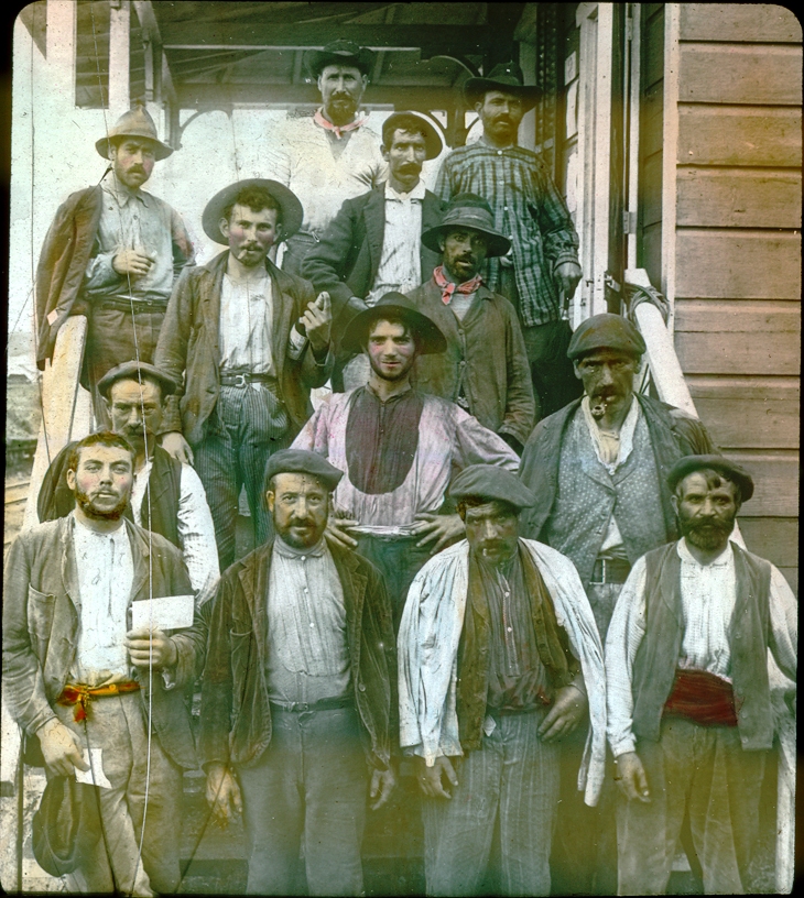Španělští pracovníci na Panamském průplavu na počátku 20. století.
