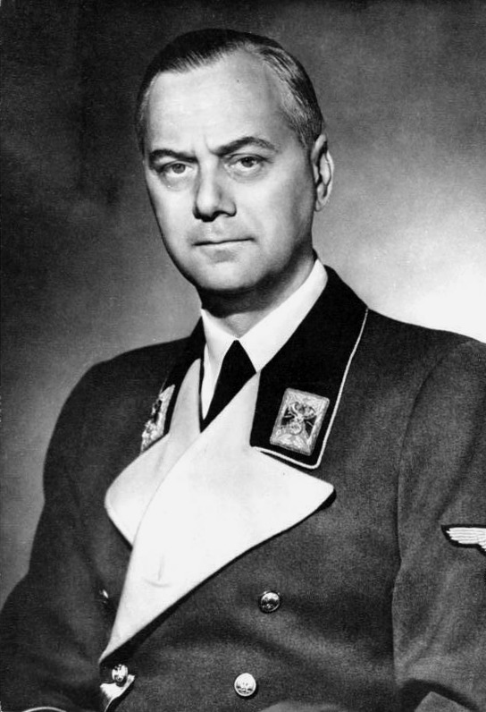 Nacista Alfred Rosenberg stojí za základními principy, kterými se řídí dělnická NSDAP.
