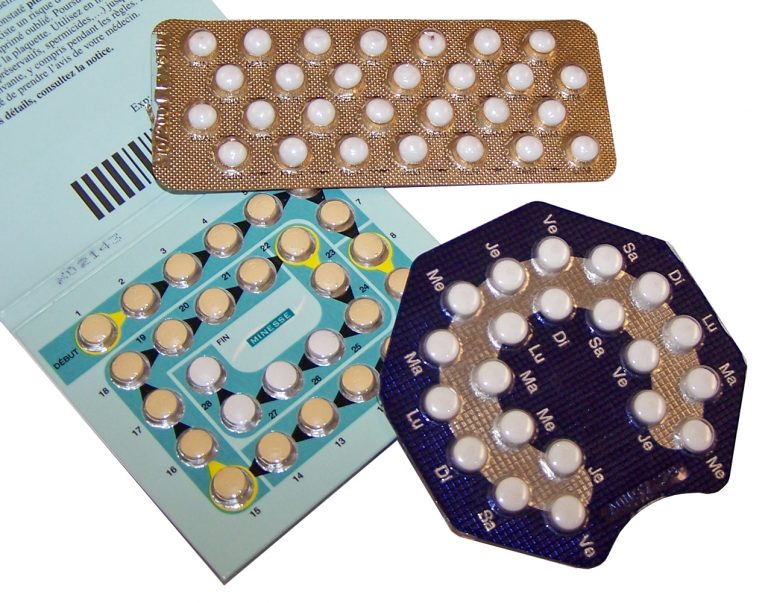 I nevhodně zvolená antikoncepce může způsobit migrény.