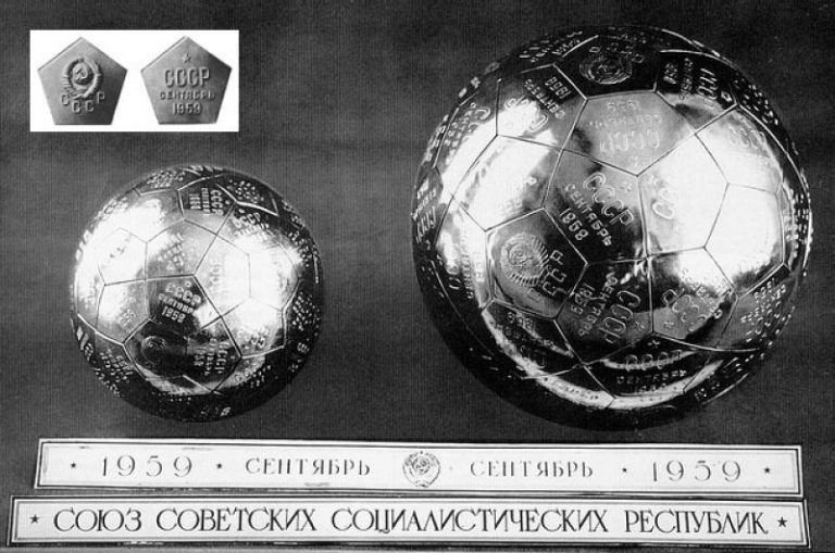 Sověti byli na své vesmírné úspěchy náležitě pyšní. Kromě pamětních známek tak vznikaly třeba i takovéto pamětní pentagony a míče.