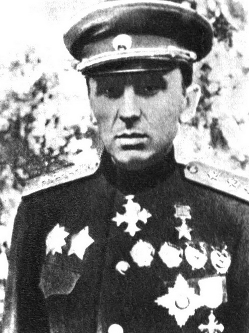 Generálplukovník Kiril Semjonovič Moskalenko, velitel sovětské 38. armády