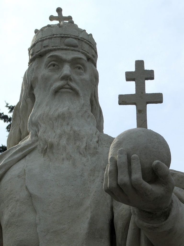 Štěpána I, korunuje rábský biskup Hartvík.