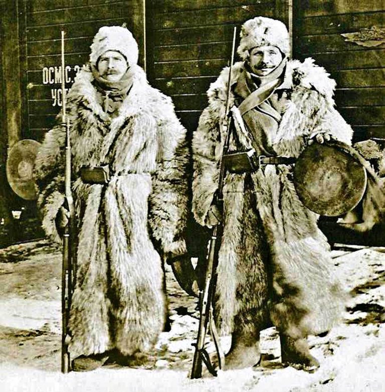 Legionáři disponovali kvalitní výzbrojí i oděvem, který jim umožnil efektivní anabázi přes Sibiř.