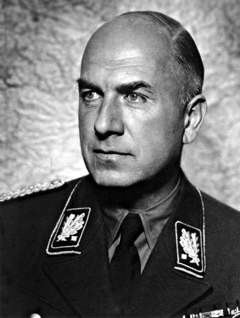 Fritz Todt, Hitlerův ministr zbrojního průmyslu