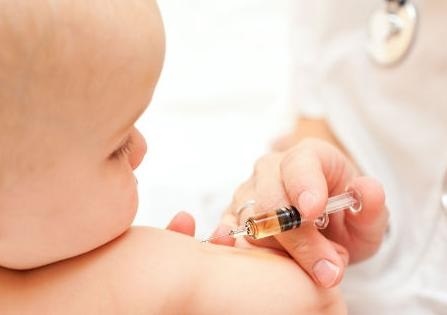 Očkování je v případě černého kašle nadmíru účinné.