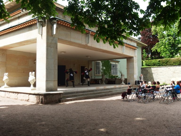 Objekt brněnské vily Stiassni dnes slouží k pořádání různých kulturních akcí.