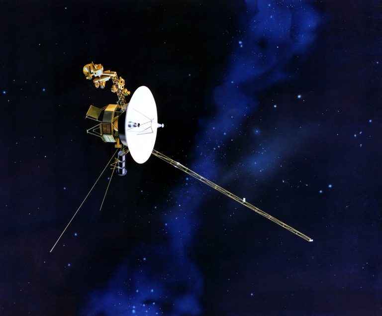 Voyager 1 je stále aktivní.