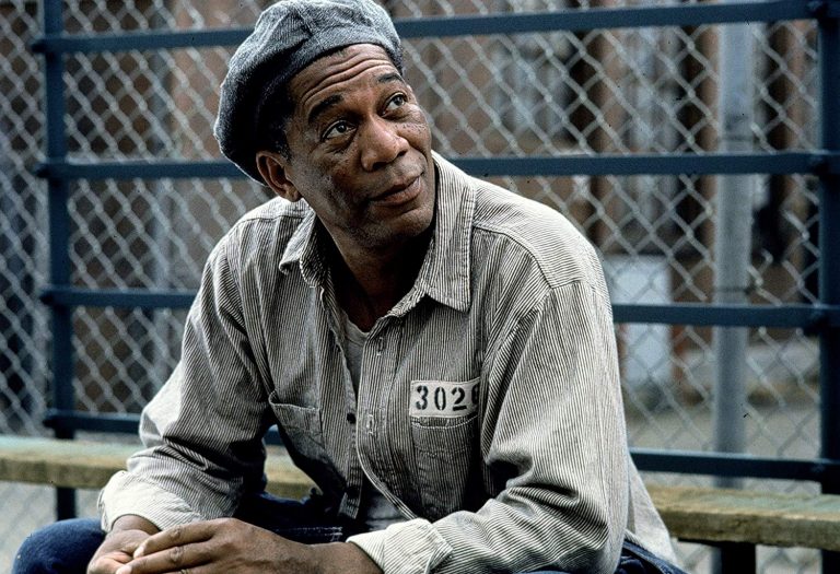 Srdce diváků si bezesporu získal rolí cynického Reda v dramatu Vykoupení z věznice Shawshank.