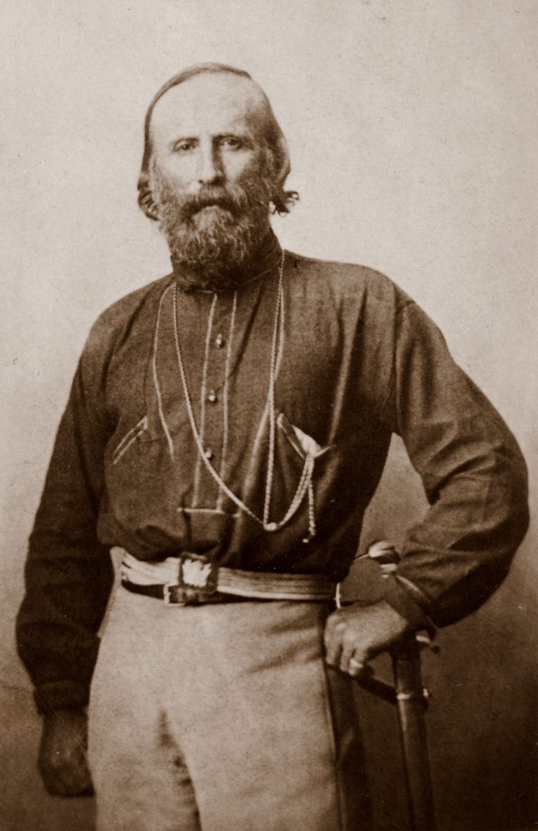Fešák Garibaldi se ožení celkem třikrát.