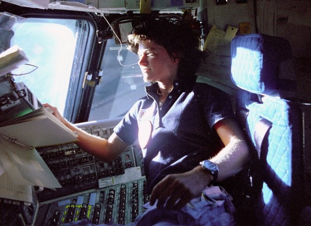 Byla členkou vyšetřovací komise havárií raketoplánů Challenger v roce 1986 a Columbia roku 2003.